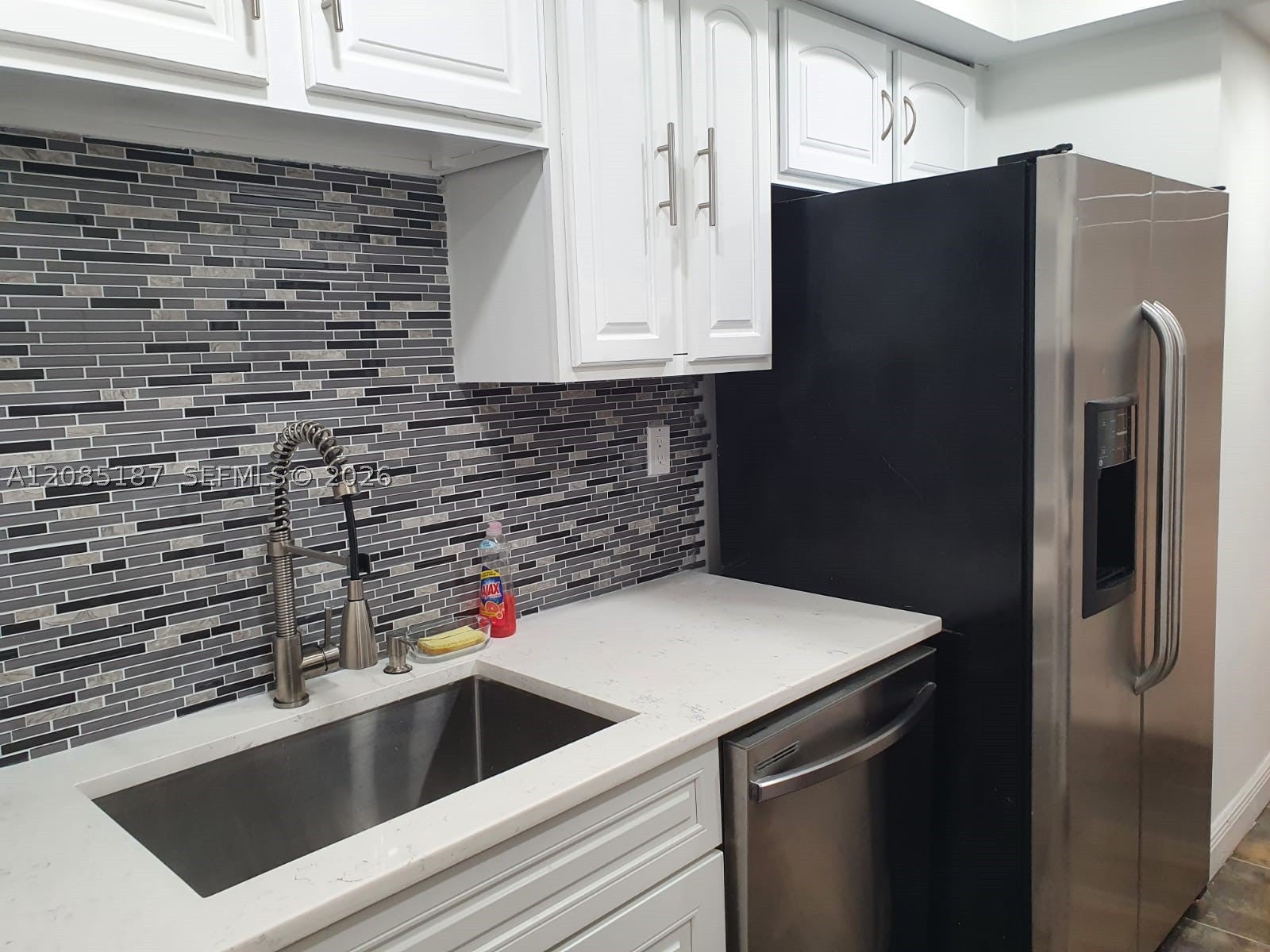 3551 NW 95th Ter 303, Sunrise, FL, 33351/$298,000 1 3551 NW 95th Ter 303