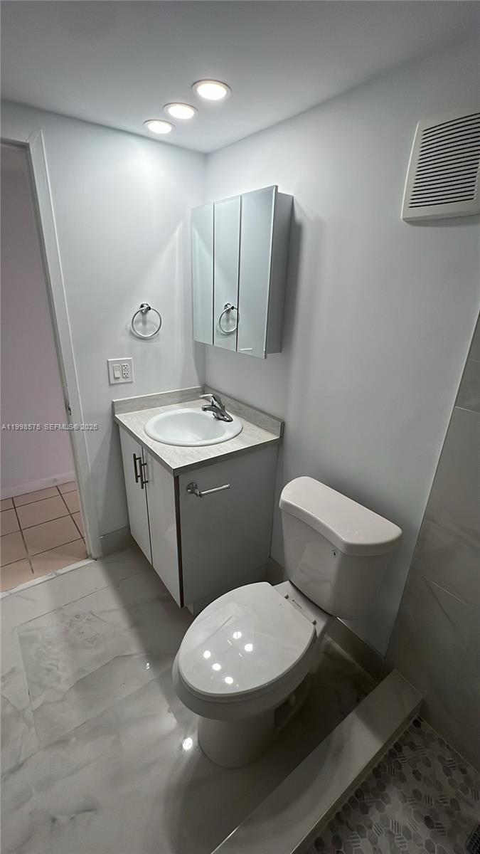 SUB OF PB 7-113 - Residential Lease