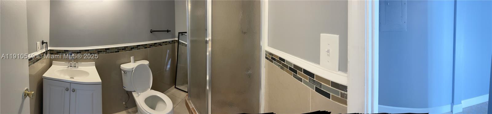 NORTH LAUDERDALE ESTATES - Residential Lease