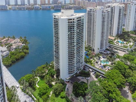 A home in Aventura