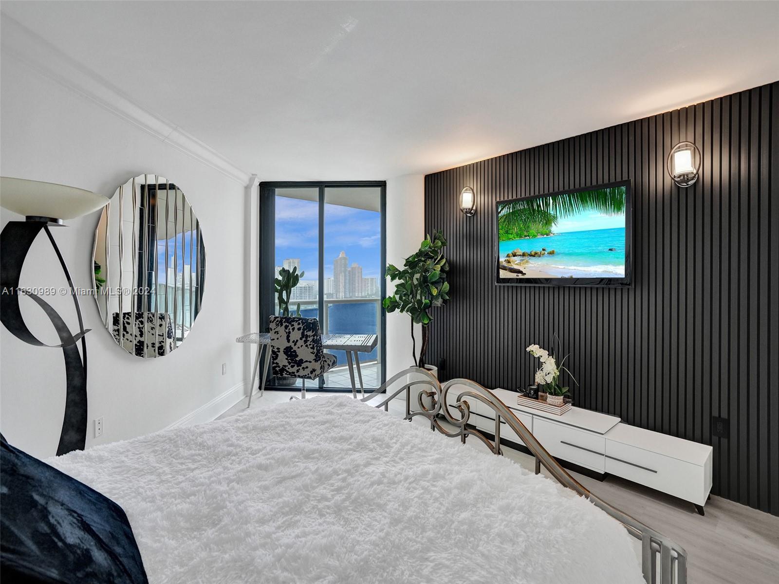 4000 ISL BLVD WILLIAMS IS - Residential