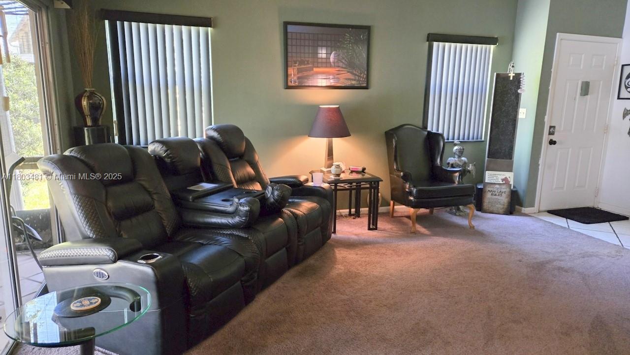 CORAL POINT NORTH - Residential