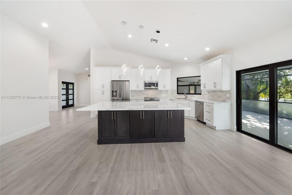 Photo of 13391 Bradfords Wharf, Palm Beach Gardens, FL 33410 (MLS # A11339773)