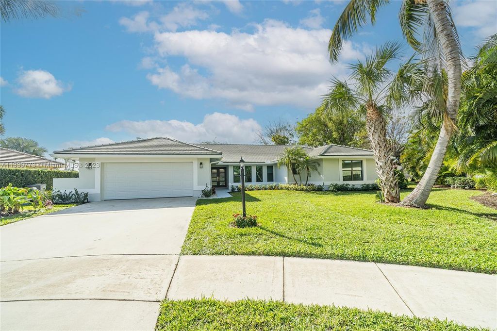 Photo of 13391 Bradfords Wharf, Palm Beach Gardens, FL 33410 (MLS # A11339773)