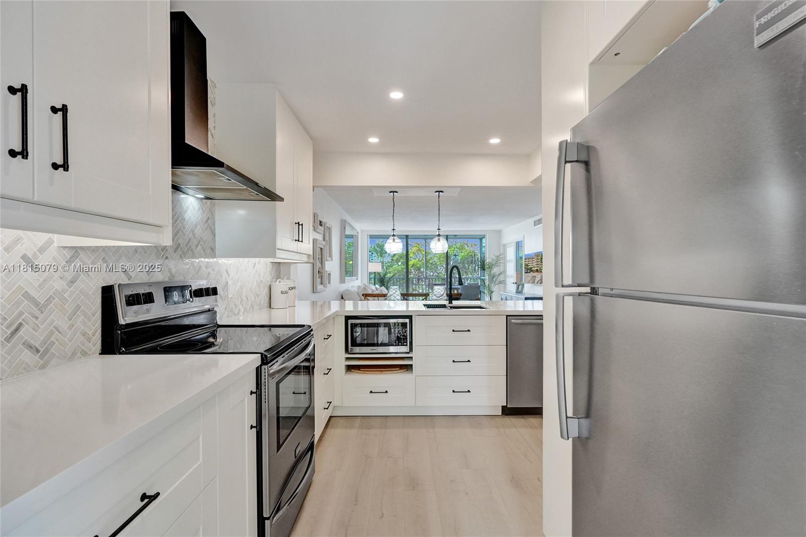 NO 42 PALM-AIRE COUNTRY C - Residential