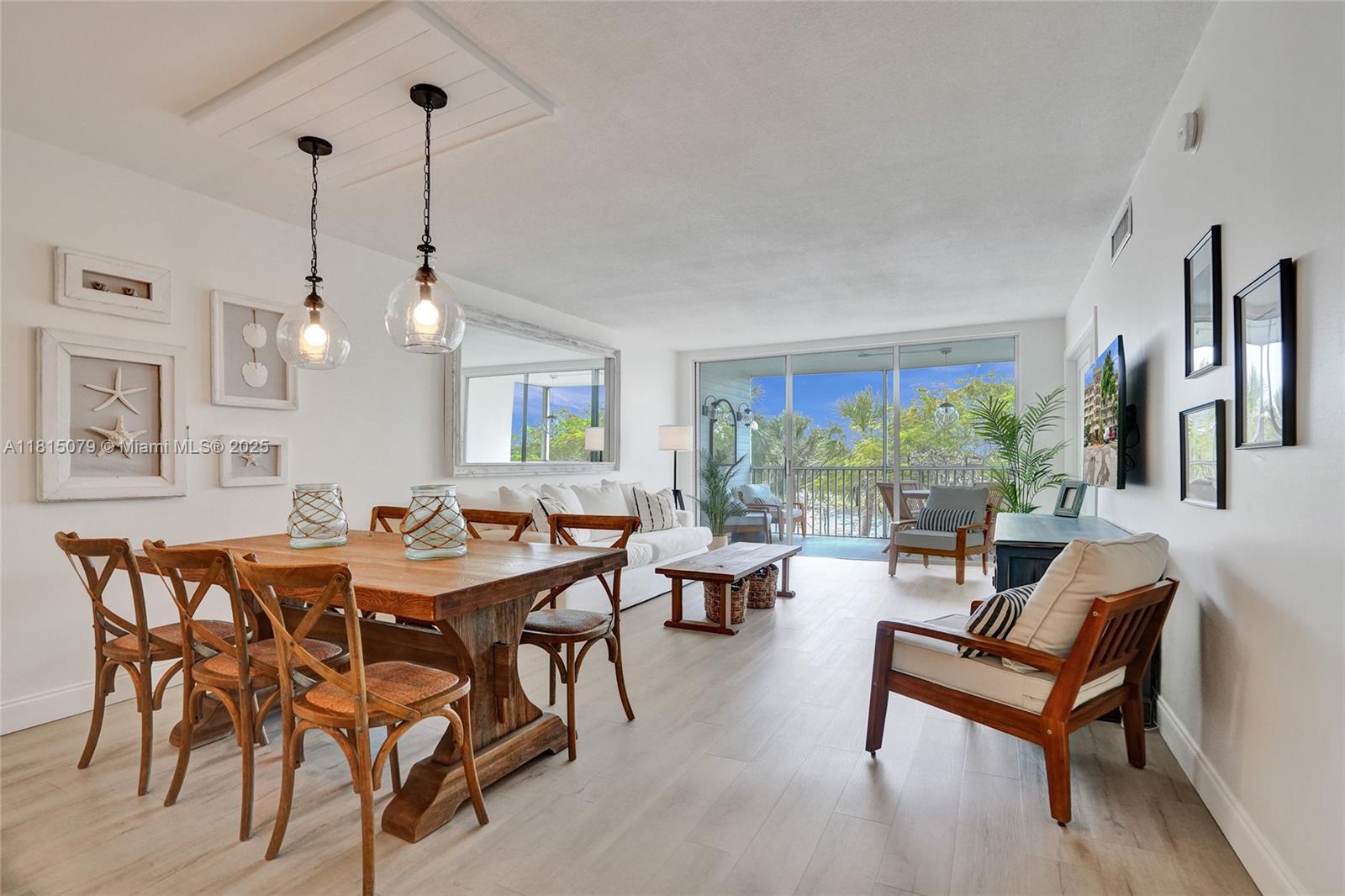 NO 42 PALM-AIRE COUNTRY C - Residential