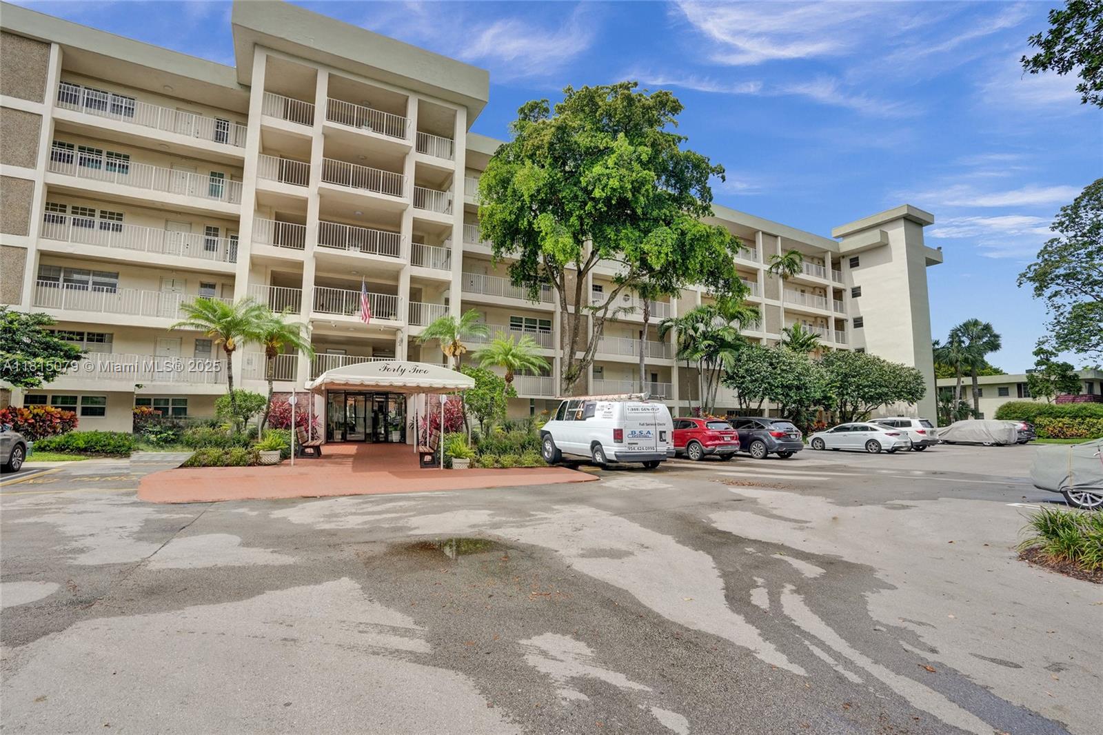 NO 42 PALM-AIRE COUNTRY C - Residential