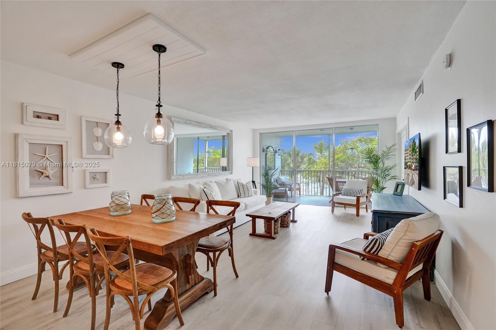 NO 42 PALM-AIRE COUNTRY C - Residential