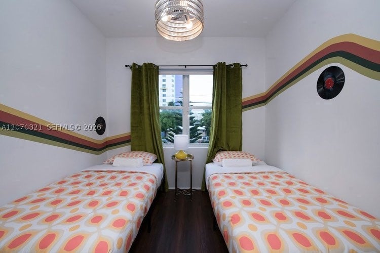524 NW 35th St 4