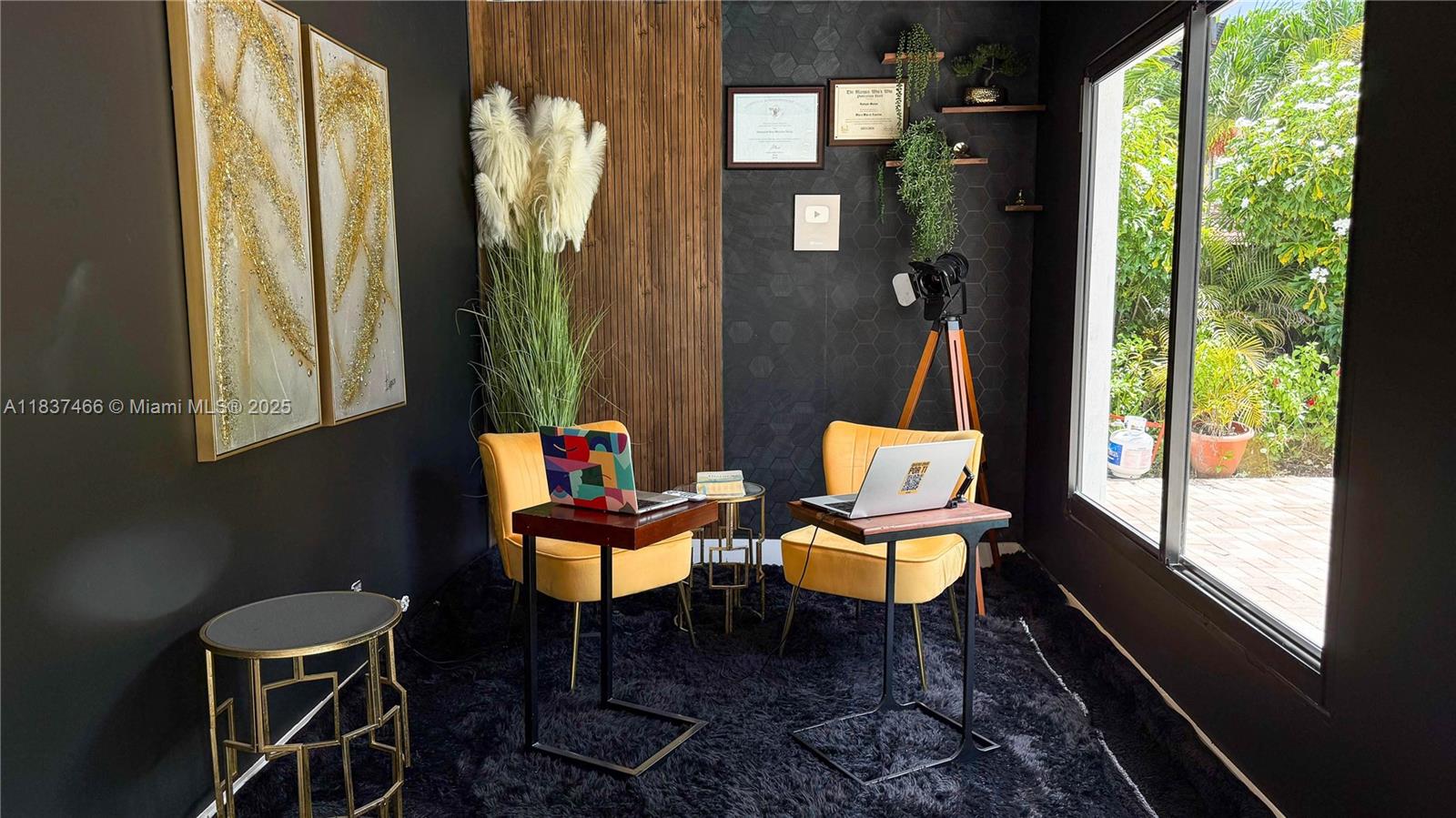 FALCONS LEA - Residential