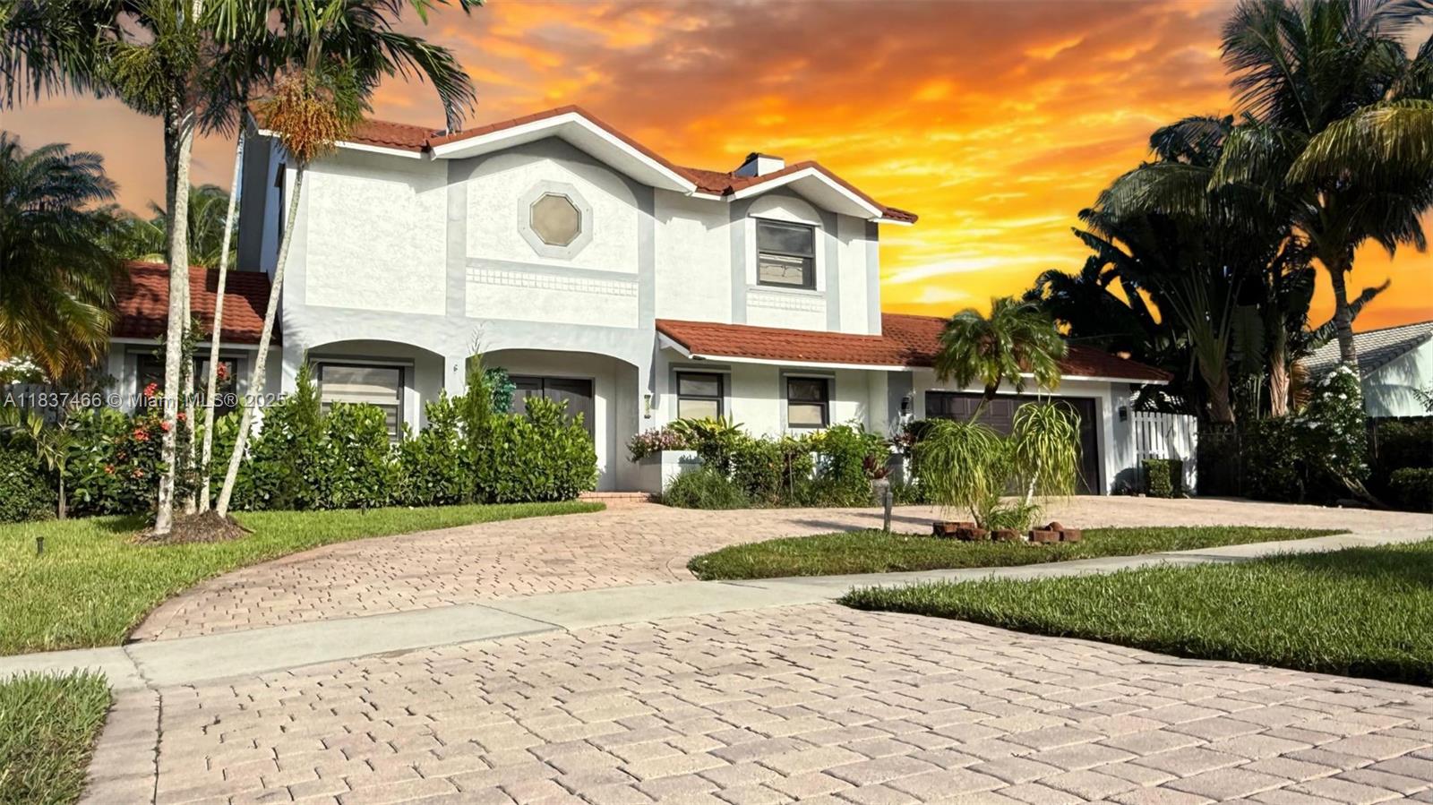 FALCONS LEA - Residential