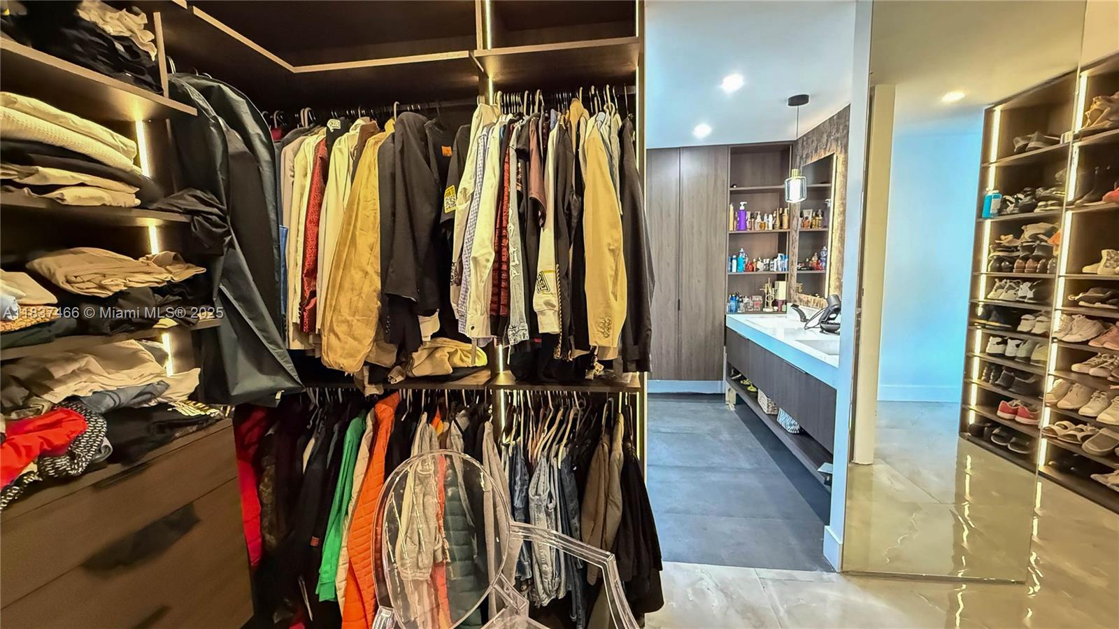 FALCONS LEA - Residential