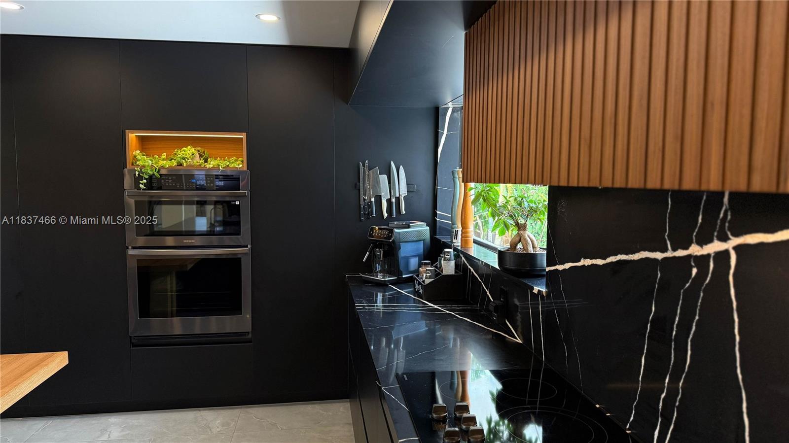 FALCONS LEA - Residential