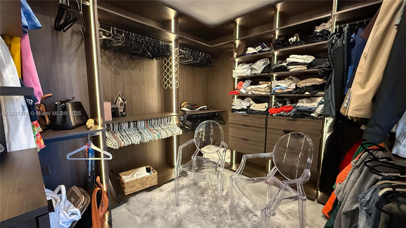 FALCONS LEA - Residential