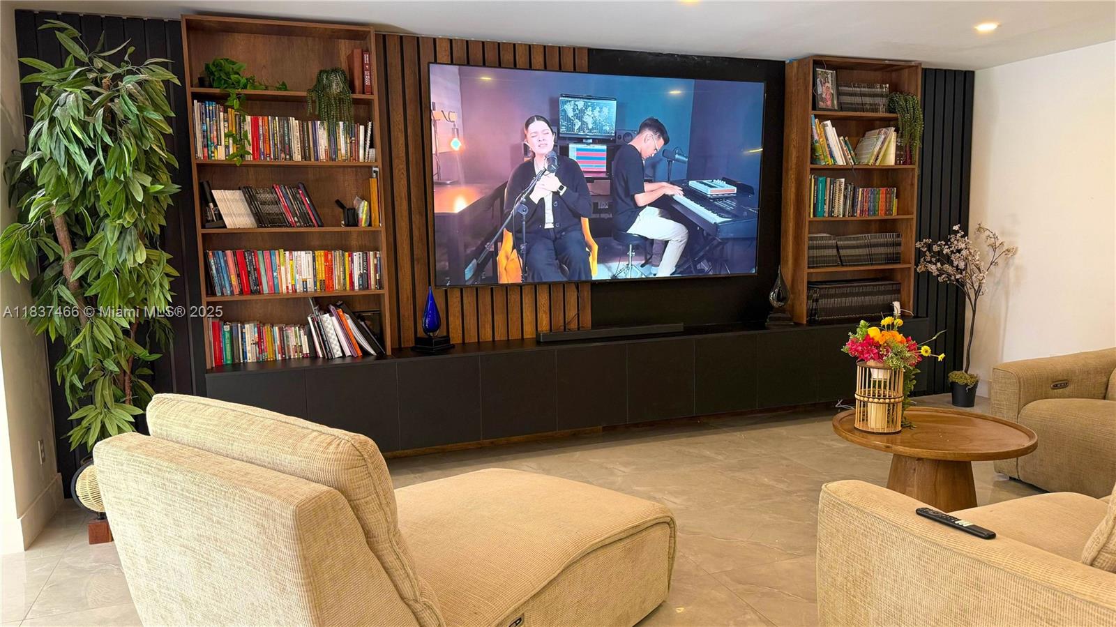 FALCONS LEA - Residential