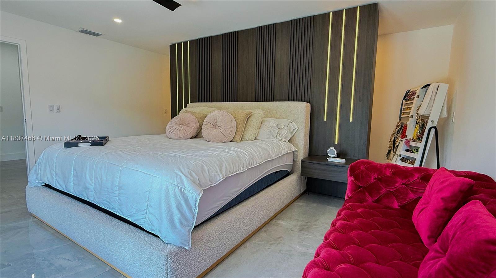 FALCONS LEA - Residential