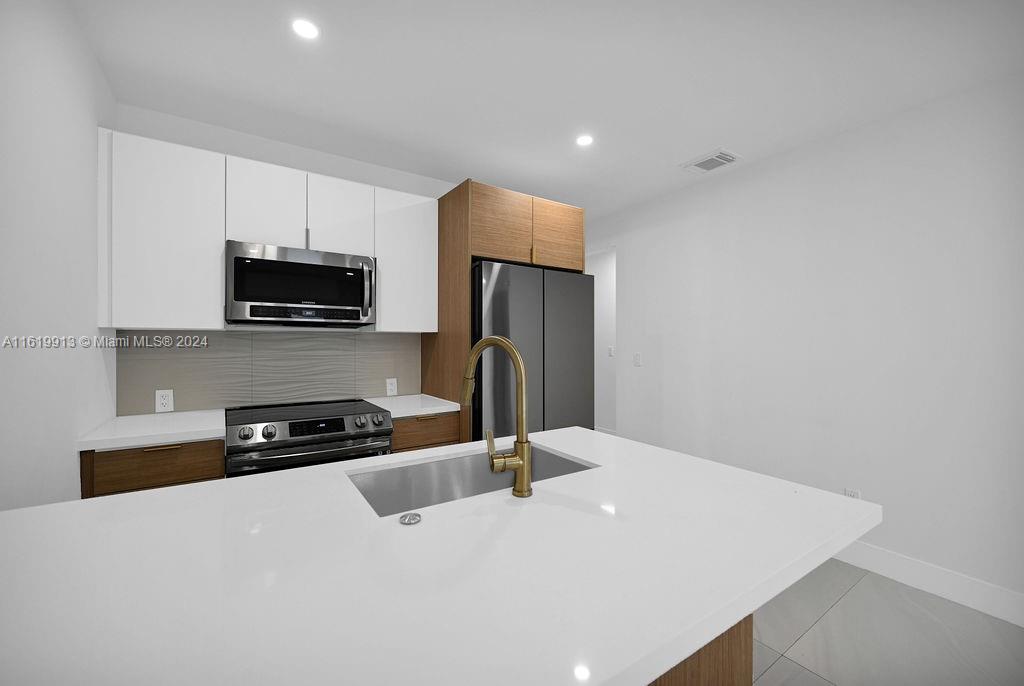 BAY VISTA PARK AMD PL - Residential