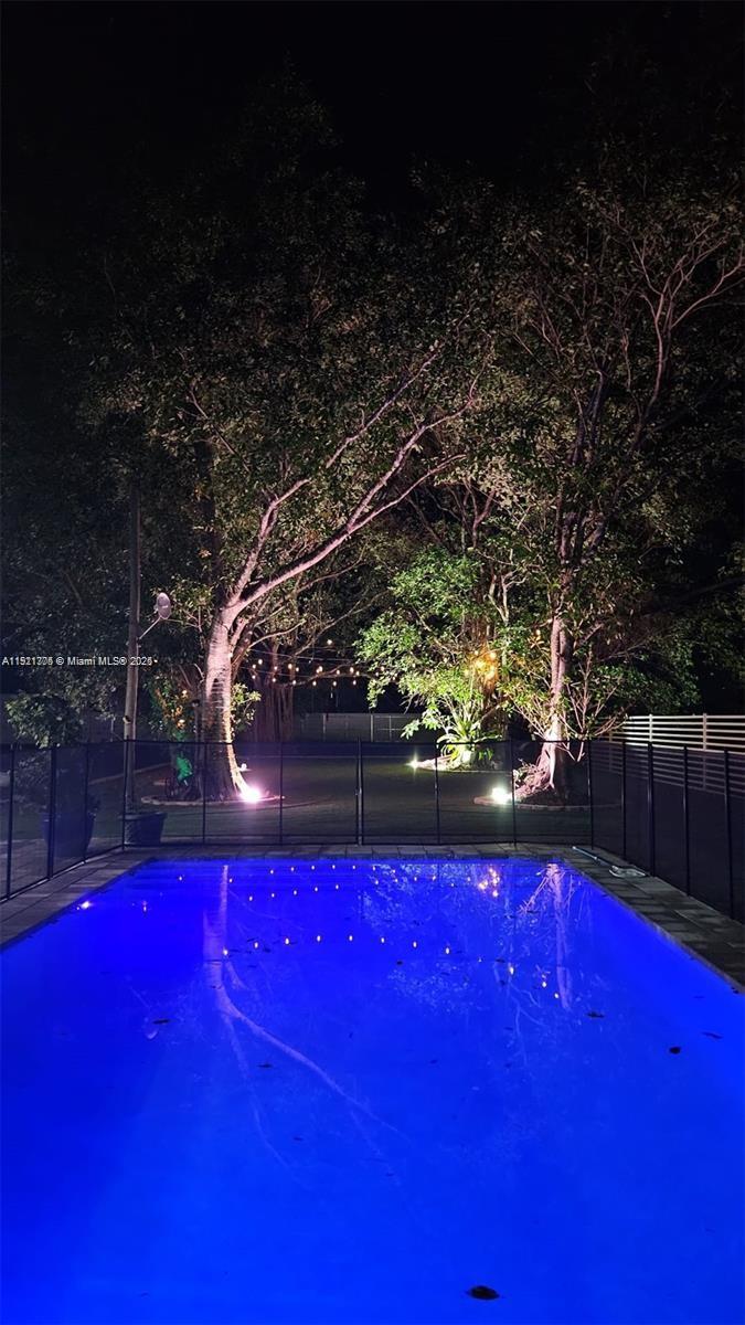 THE REDLANDS SEC 4 - Residential Lease