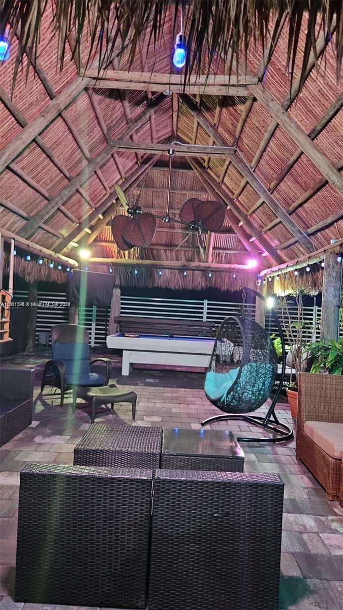 THE REDLANDS SEC 4 - Residential Lease