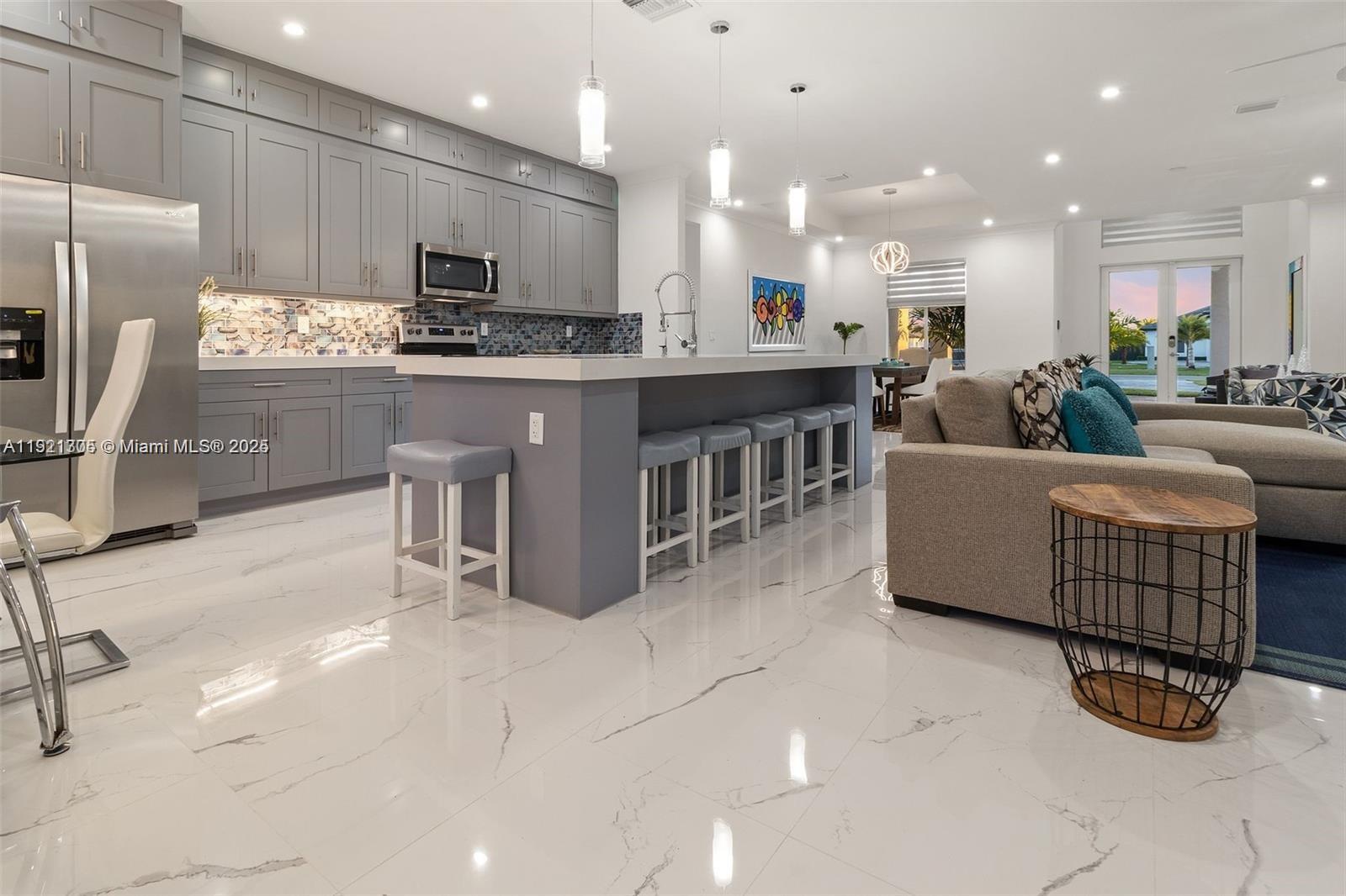 THE REDLANDS SEC 4 - Residential Lease