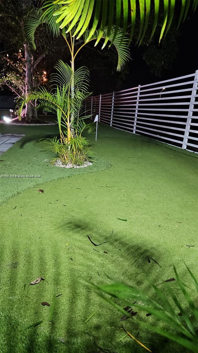 THE REDLANDS SEC 4 - Residential Lease