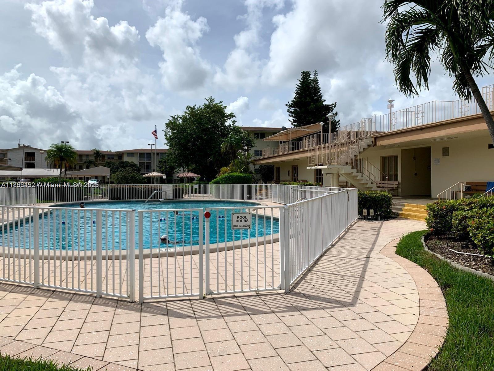 MAR-LEN GARDENS NO 1 CORP - Residential