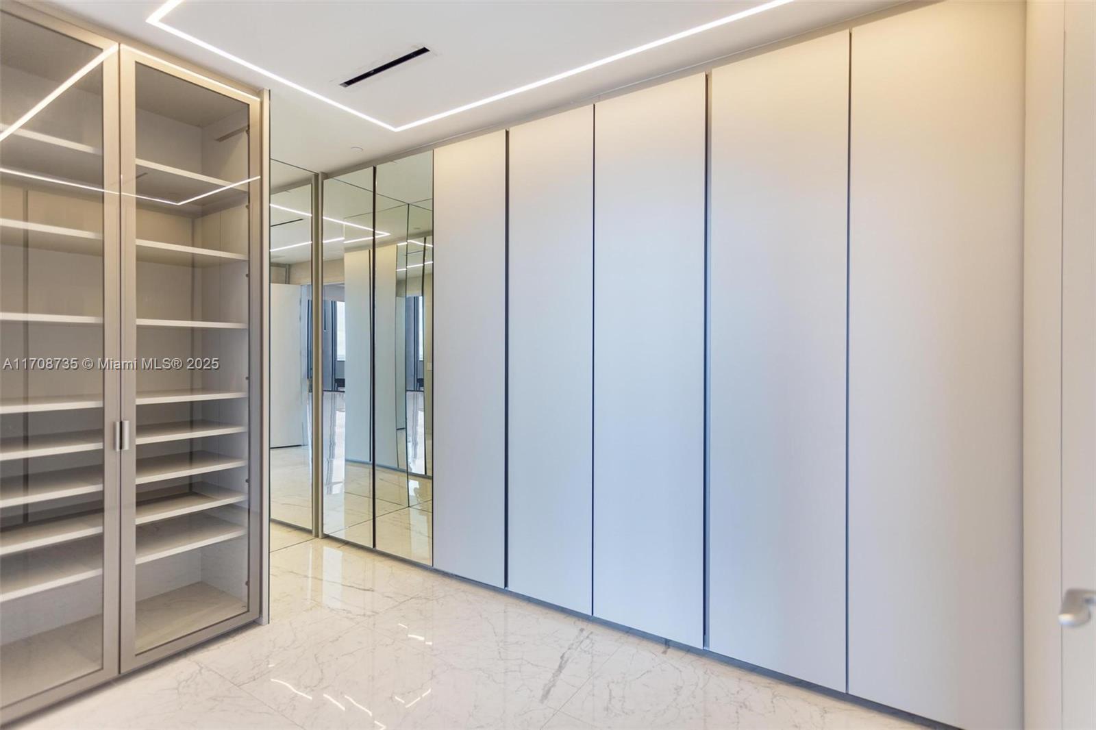 BRICKELL FLATIRON CONDO - Residential