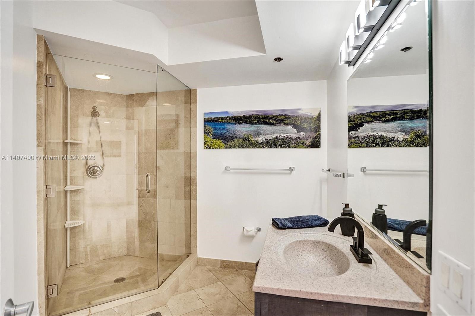 AKOYA CONDO - Residential