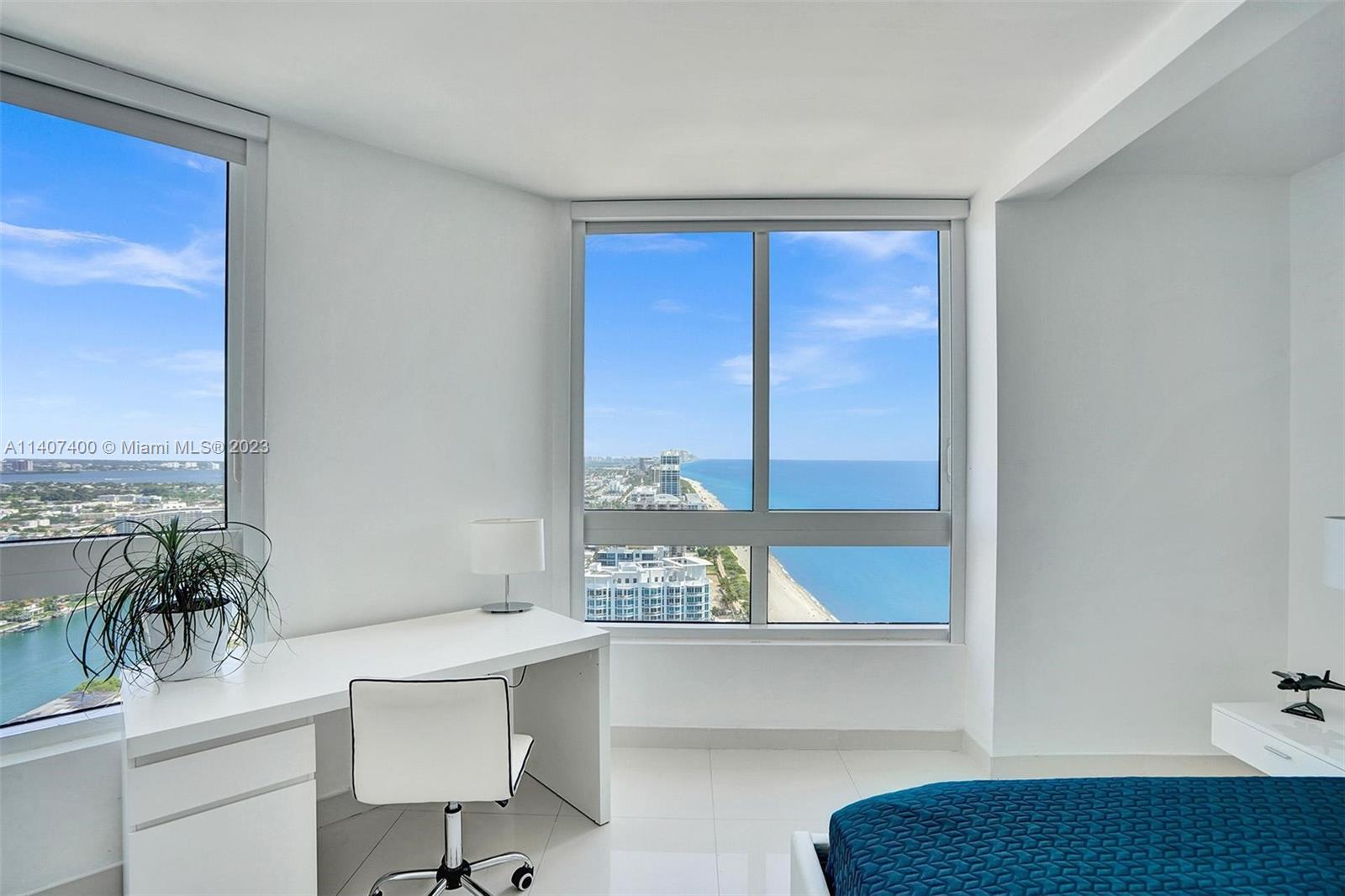 AKOYA CONDO - Residential