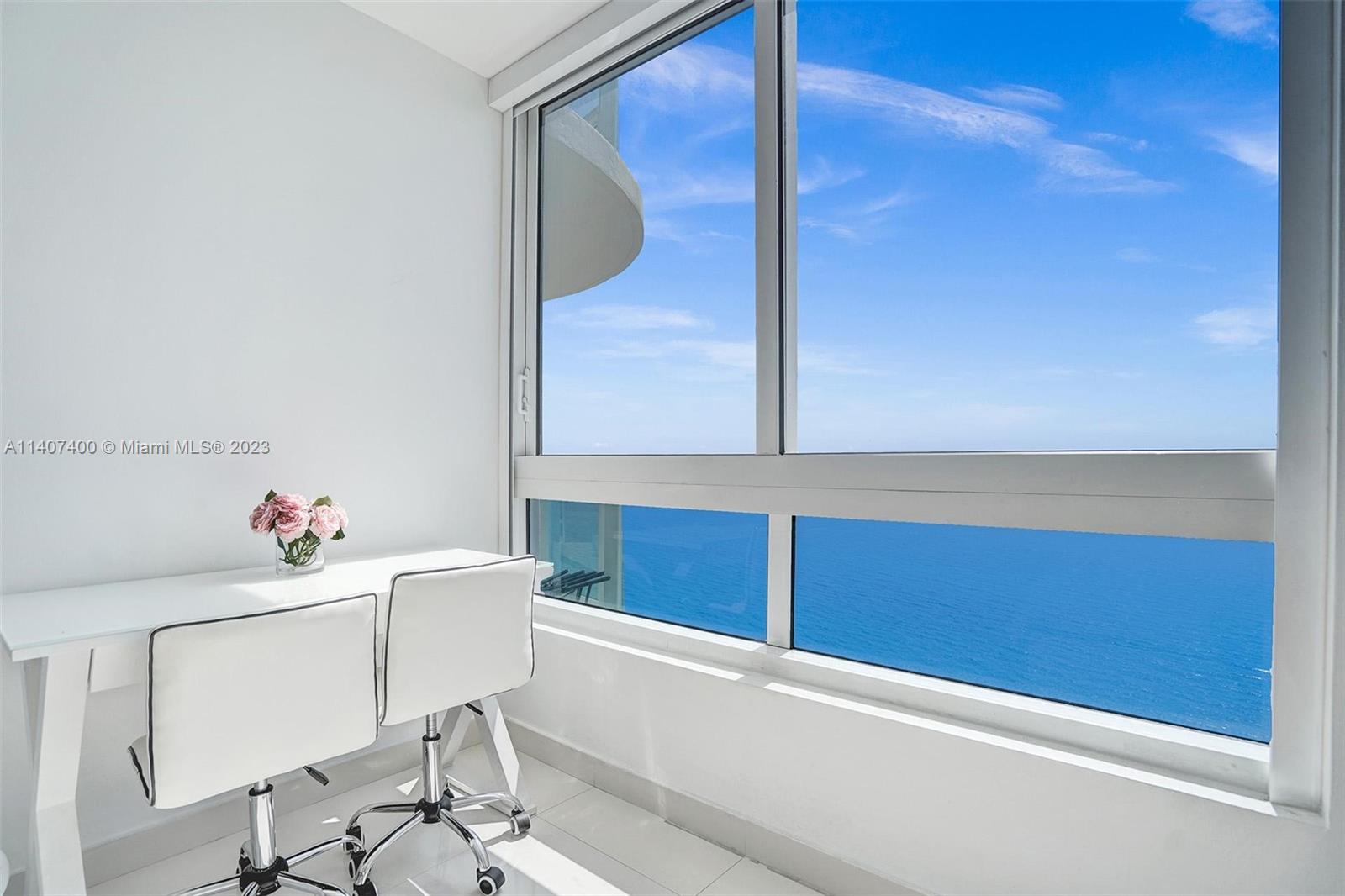 AKOYA CONDO - Residential