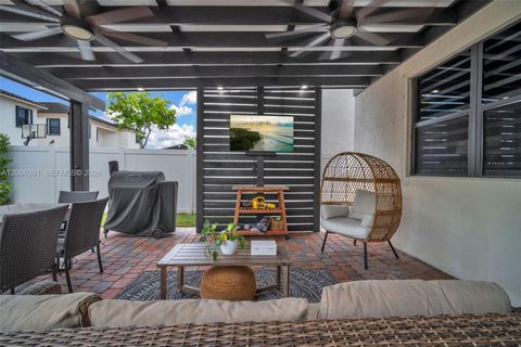 Tiny photo for 3525 W 94th St, Hialeah, FL 33018 (MLS # A12006381)