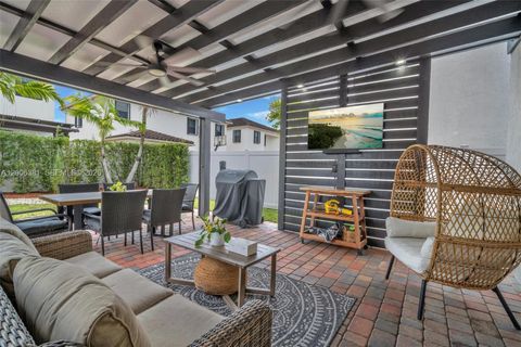 Tiny photo for 3525 W 94th St, Hialeah, FL 33018 (MLS # A12006381)