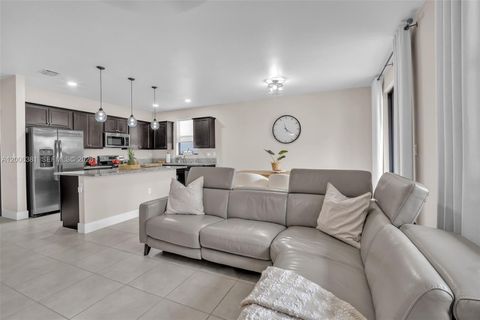 Tiny photo for 3525 W 94th St, Hialeah, FL 33018 (MLS # A12006381)