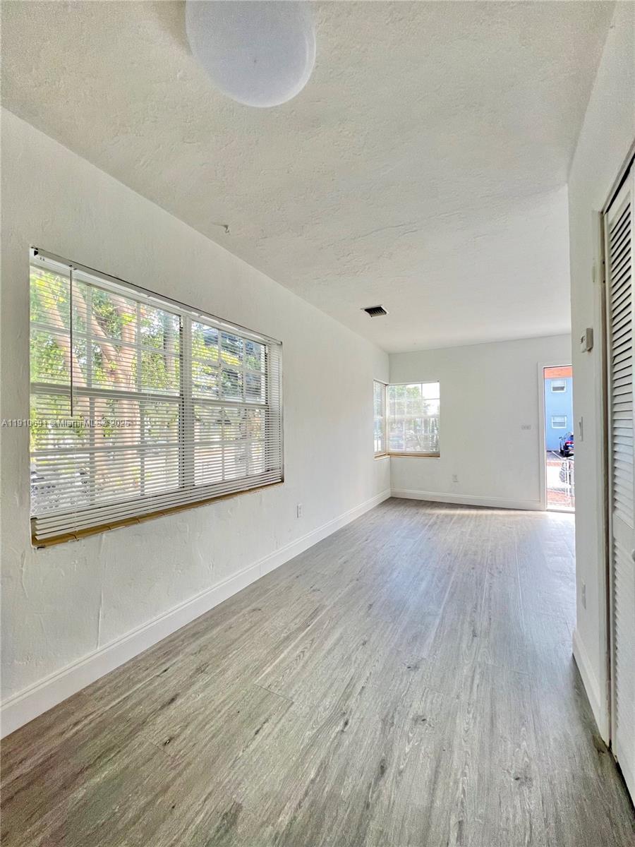 LAWRENCE ESTATES LAND COS - Land