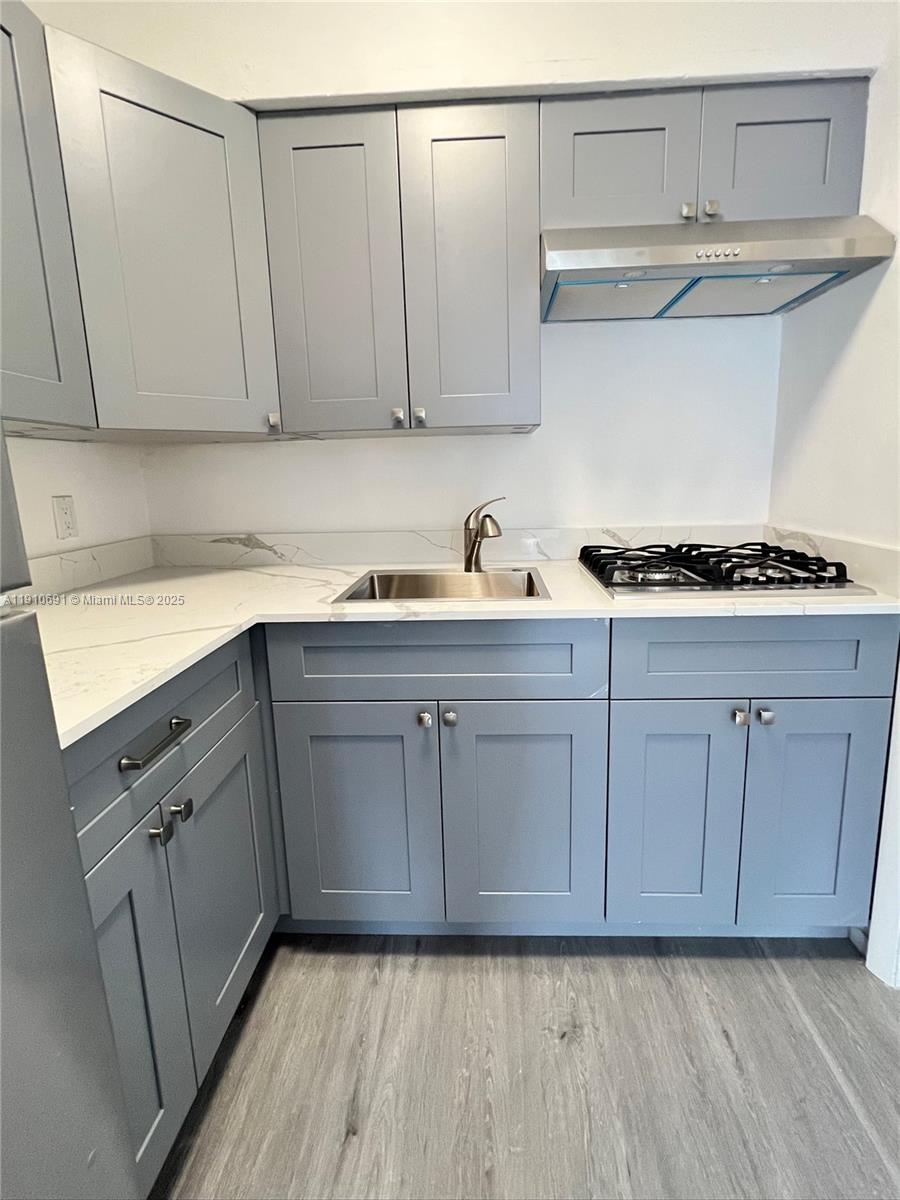 LAWRENCE ESTATES LAND COS - Land