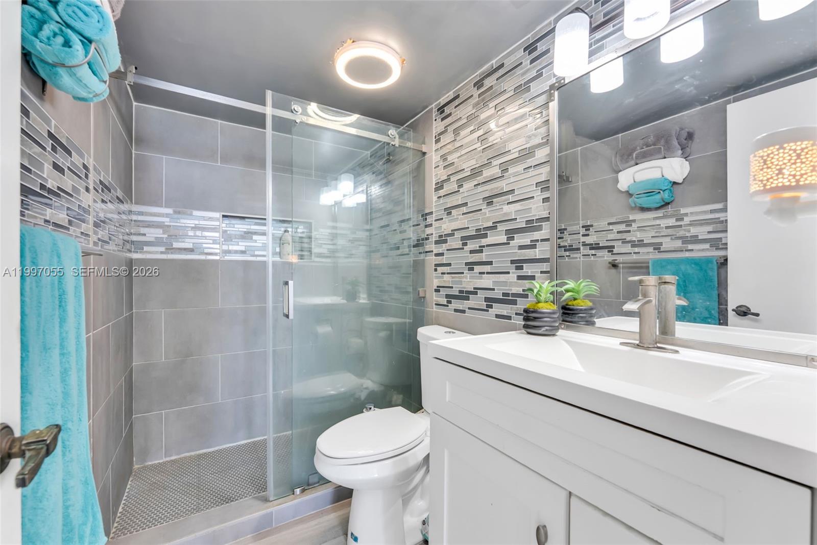 LE TRIANON CONDO - Residential