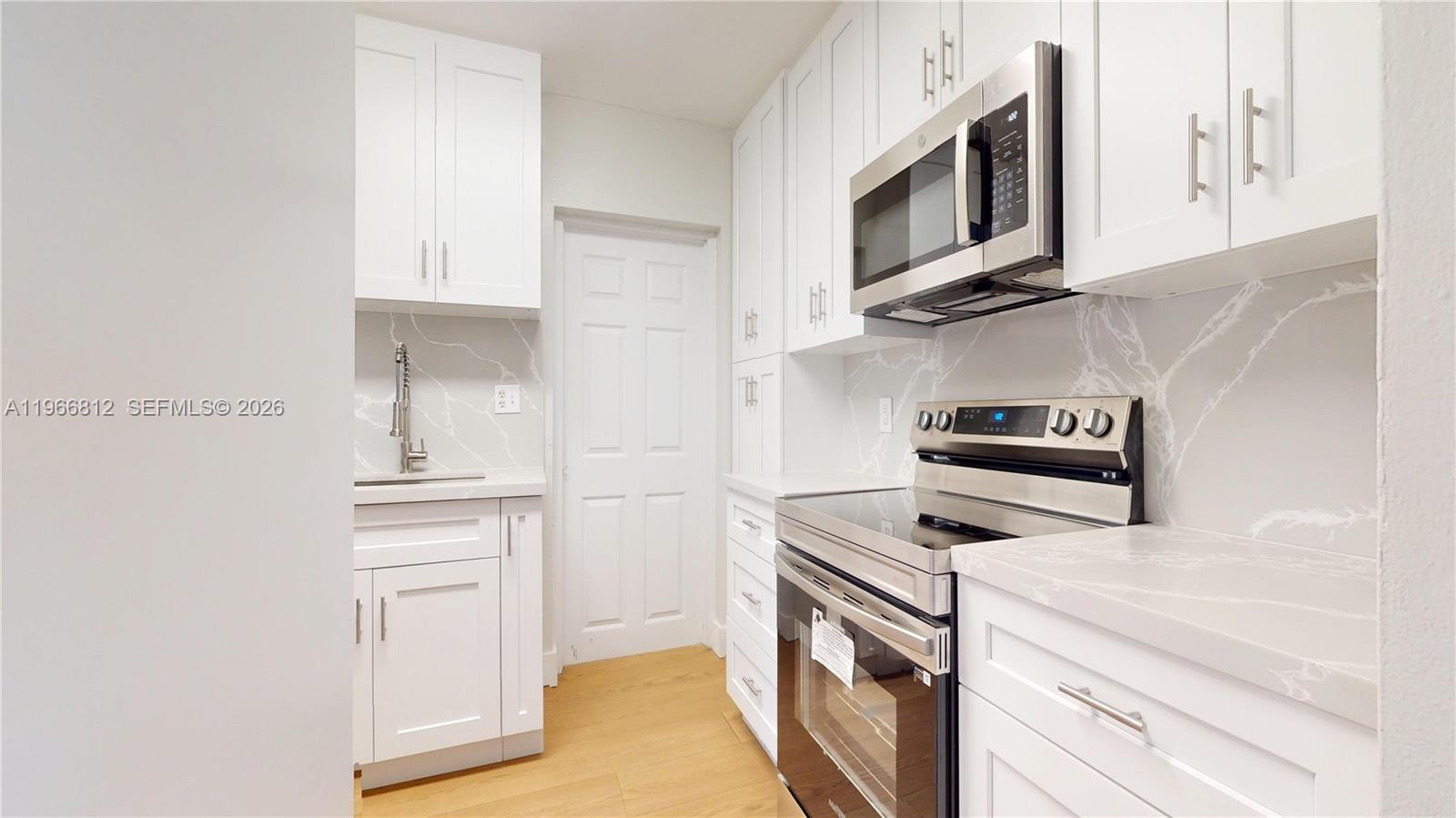 FAIRWAY VILLAS - Residential