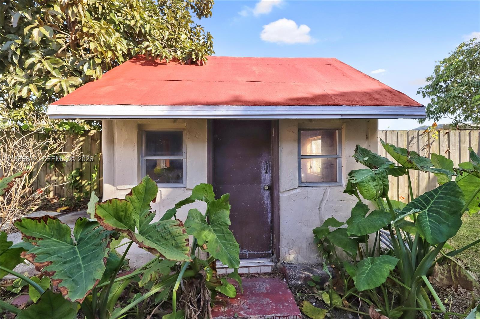 FAIRWAY VILLAS - Residential