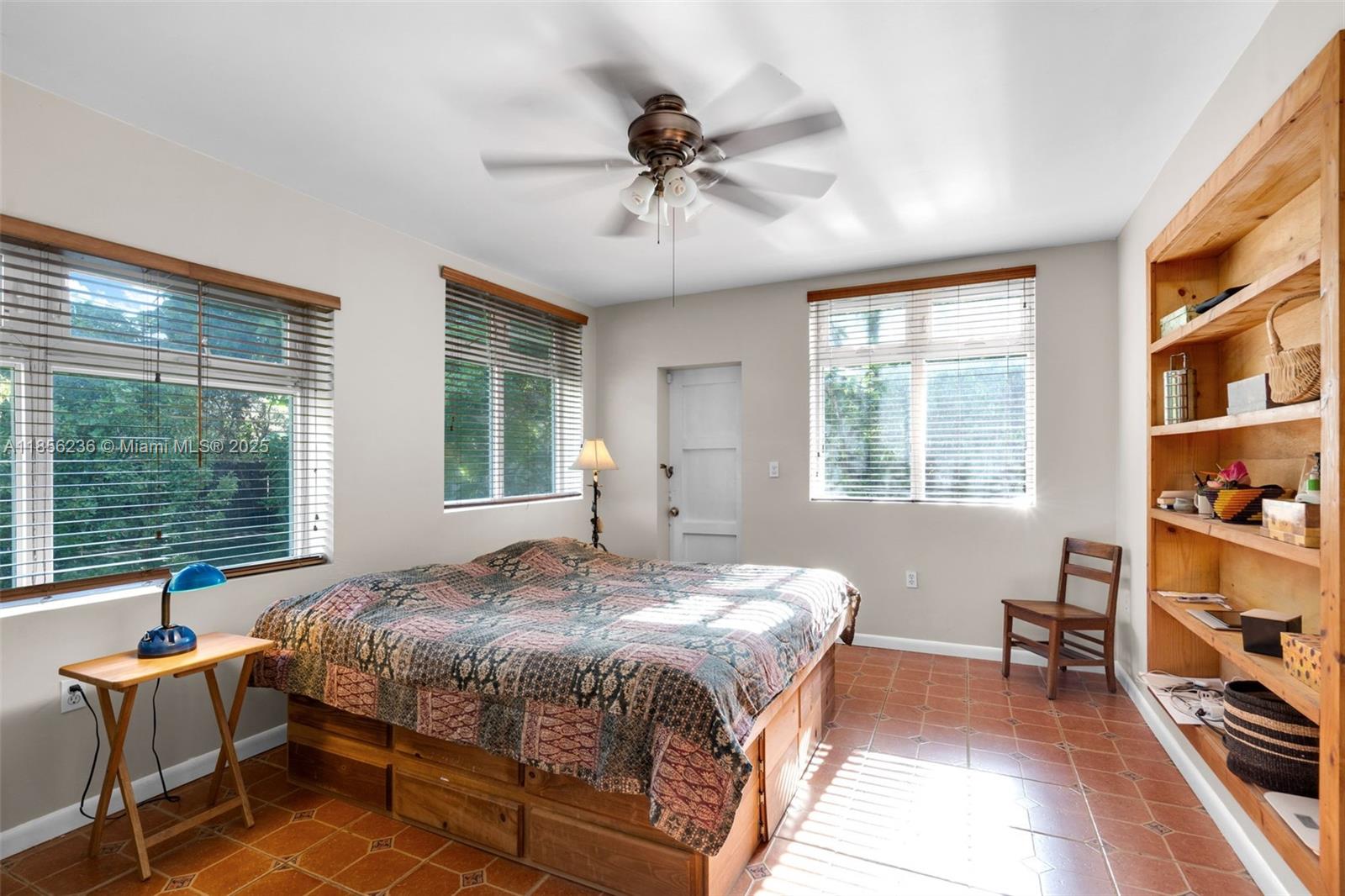 CAMBRIDGE LAWNS - Residential