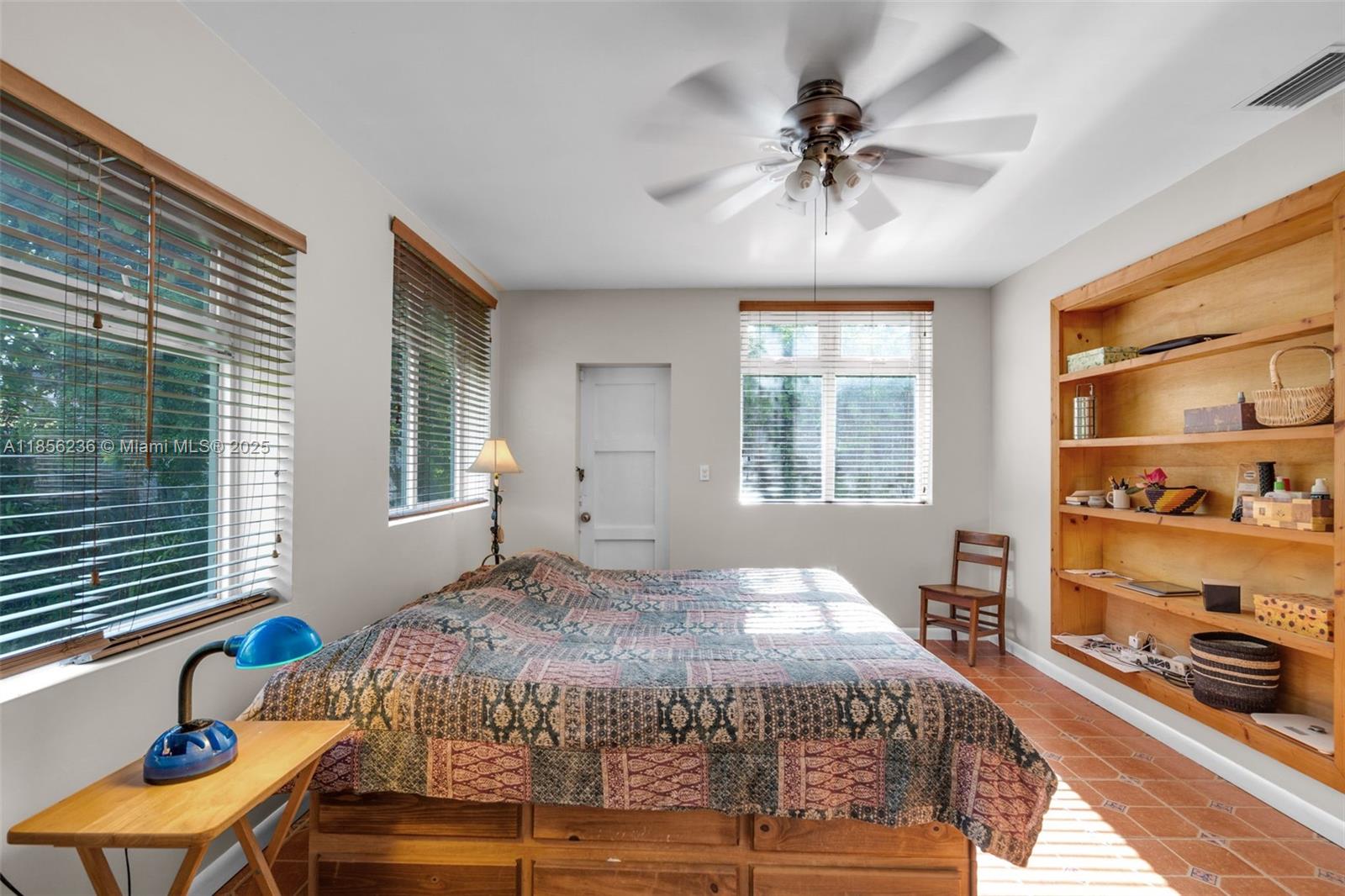 CAMBRIDGE LAWNS - Residential