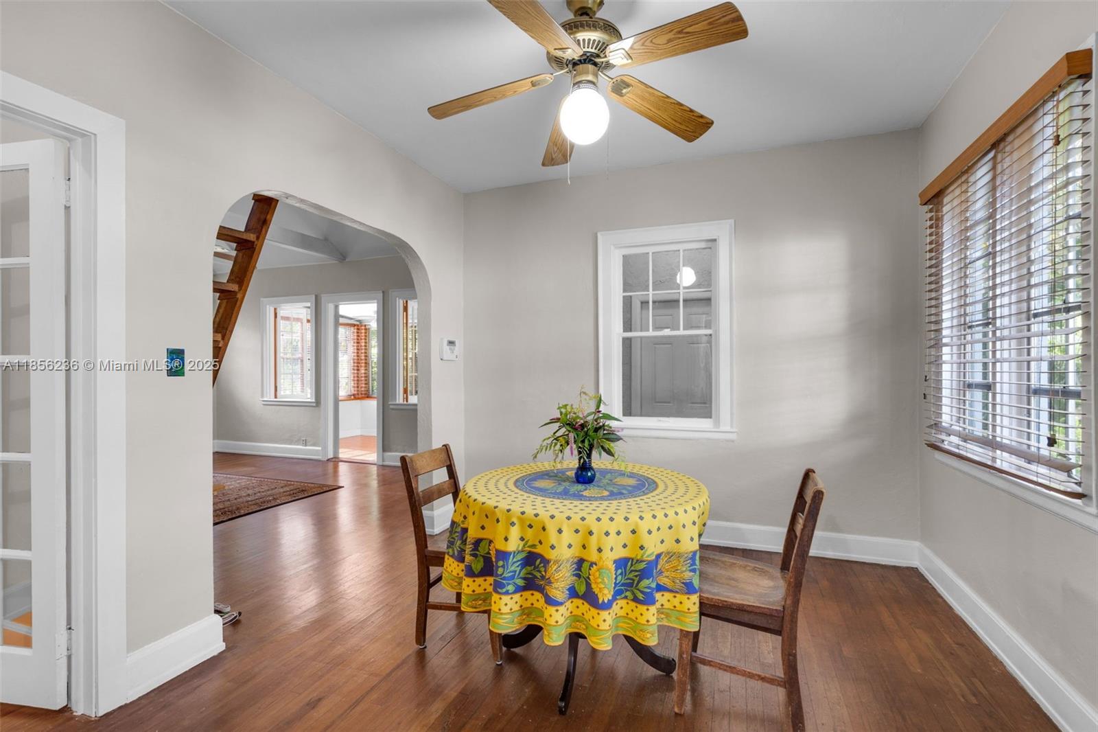 CAMBRIDGE LAWNS - Residential