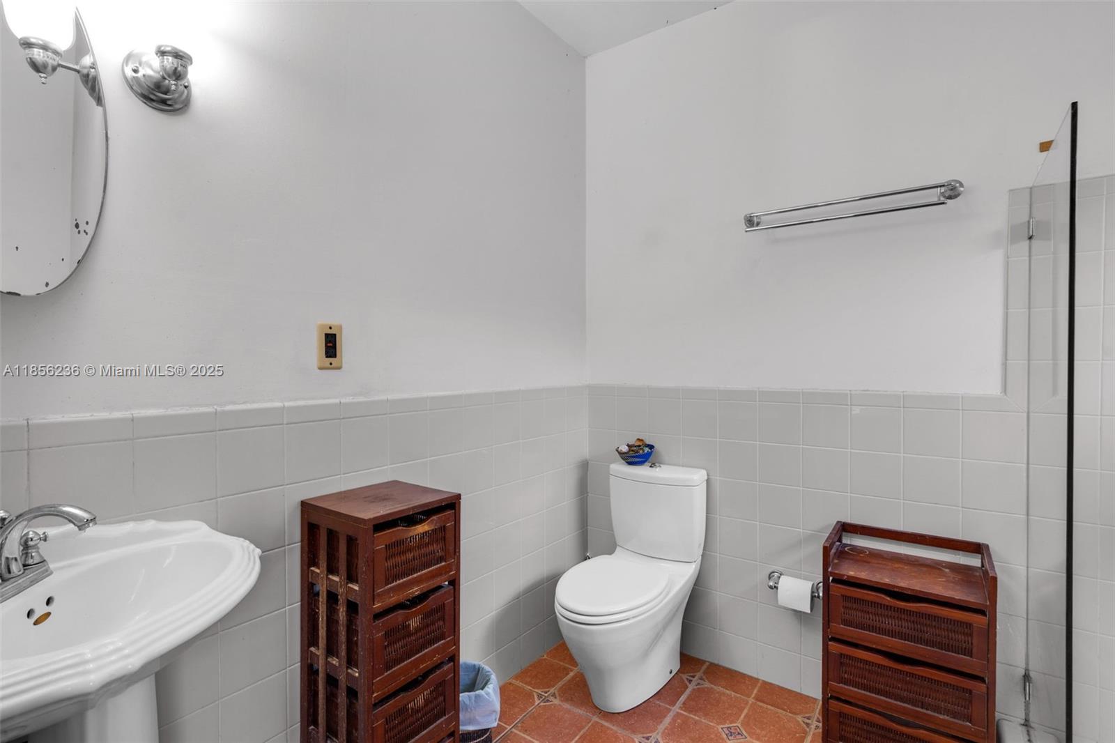 CAMBRIDGE LAWNS - Residential