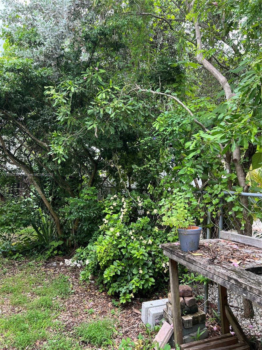 CAMBRIDGE LAWNS - Residential