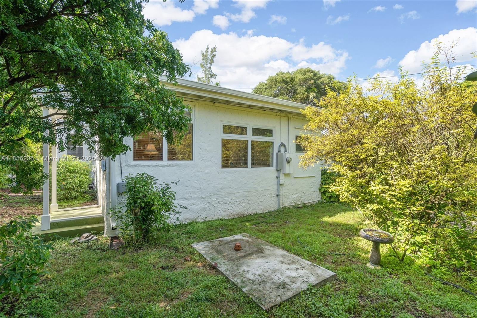 CAMBRIDGE LAWNS - Residential