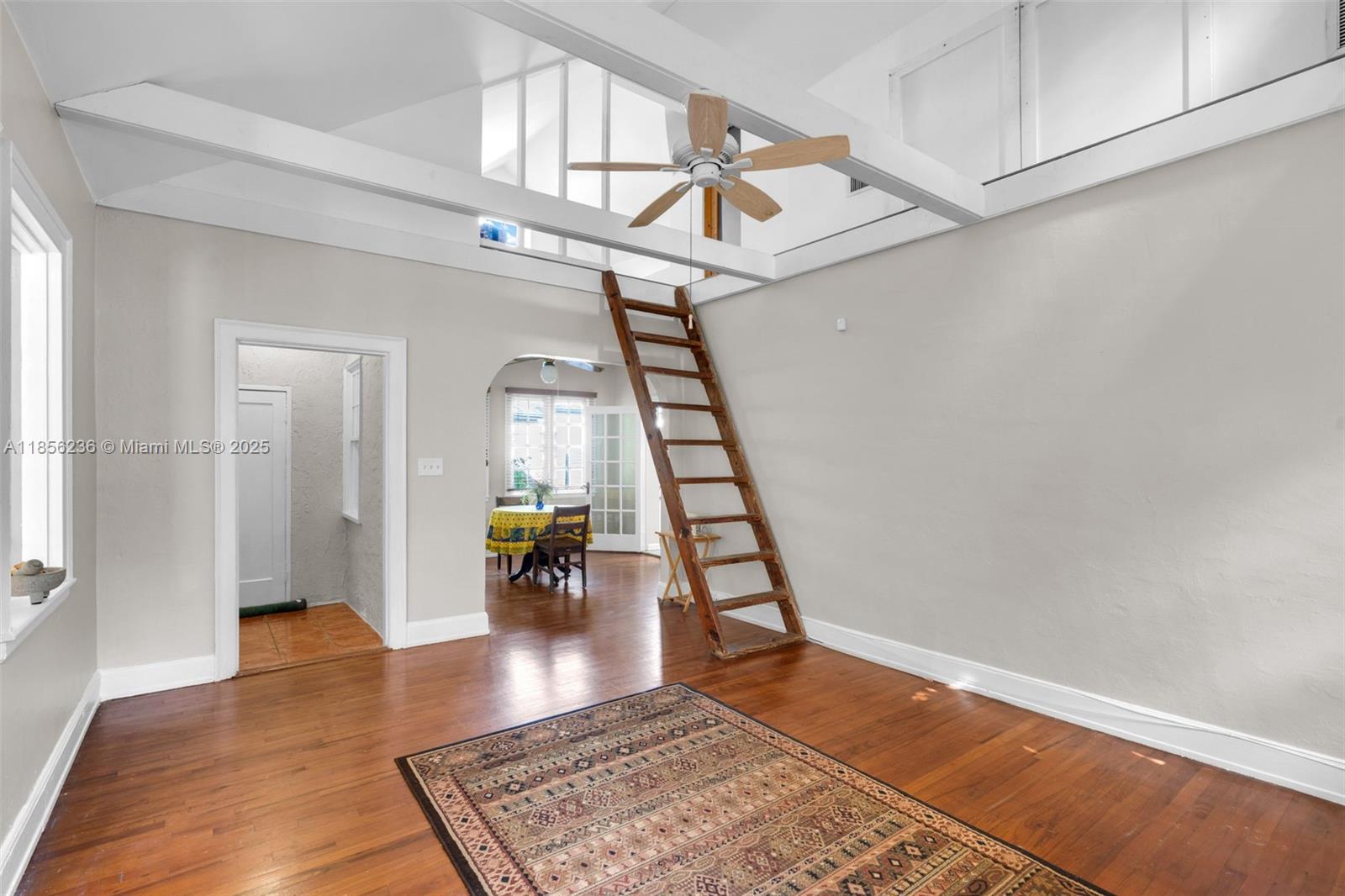 CAMBRIDGE LAWNS - Residential