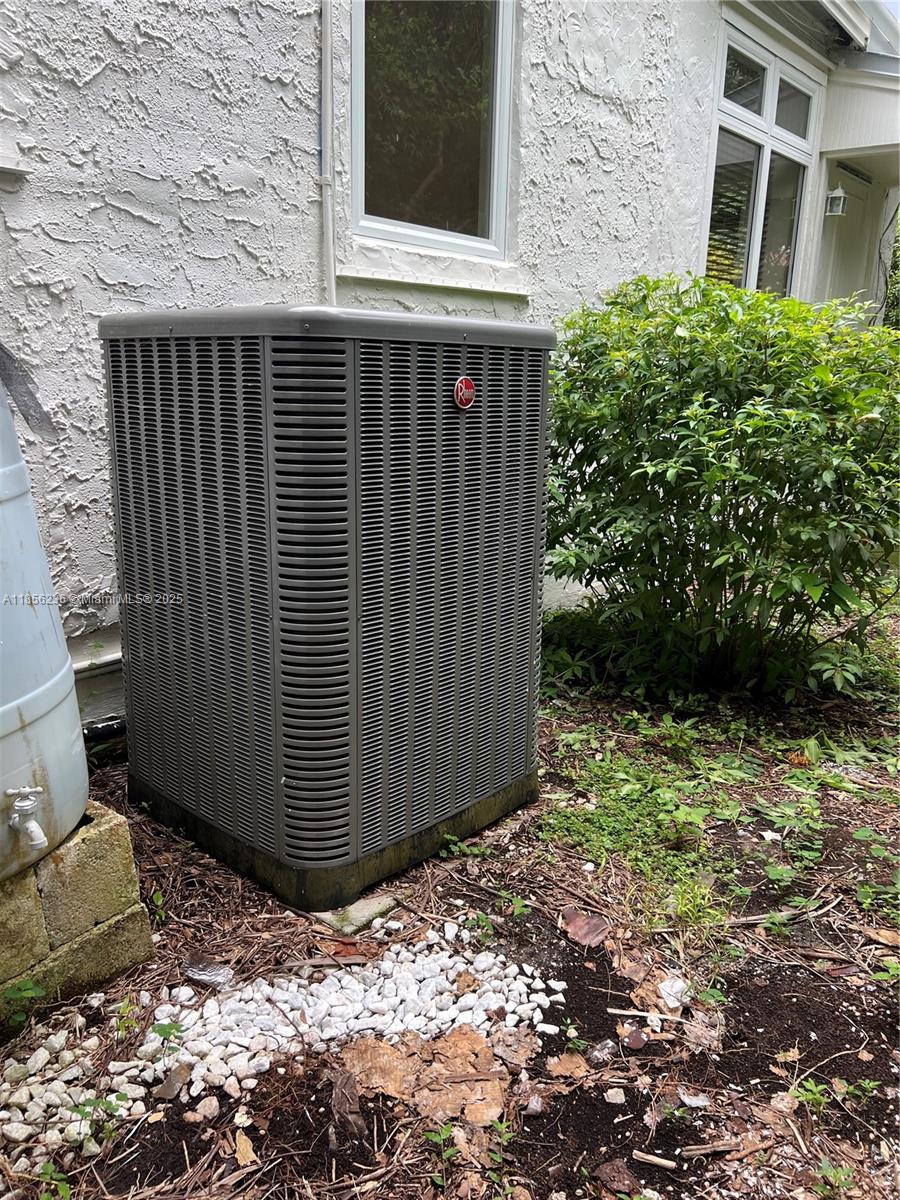 CAMBRIDGE LAWNS - Residential