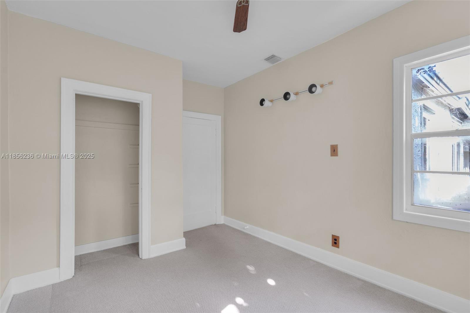 CAMBRIDGE LAWNS - Residential