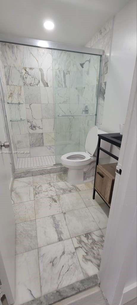 ENVOY APARTMENTS CONDOMIN - Residential