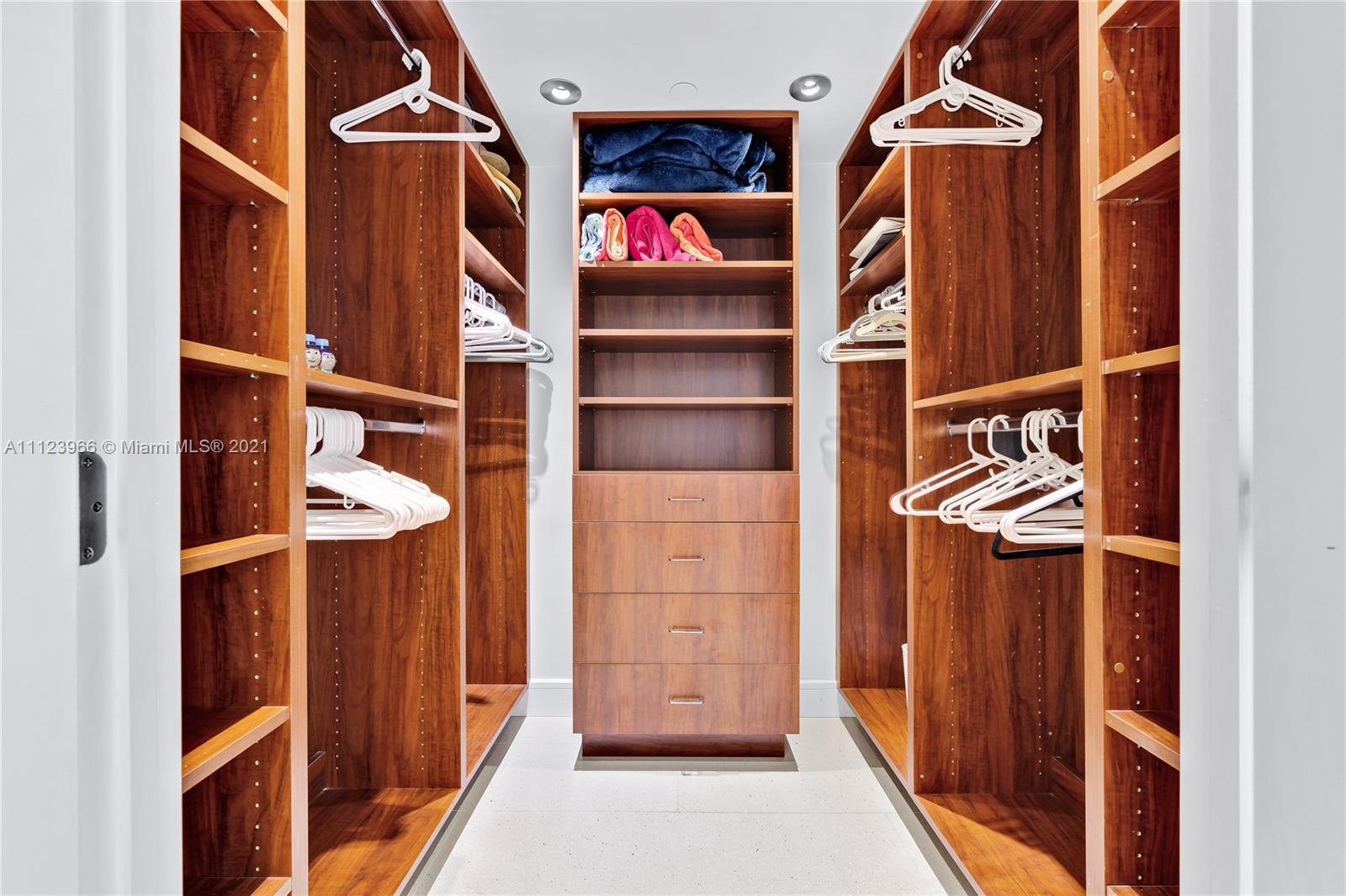 KEY COLONY NO 2 CONDO - Residential