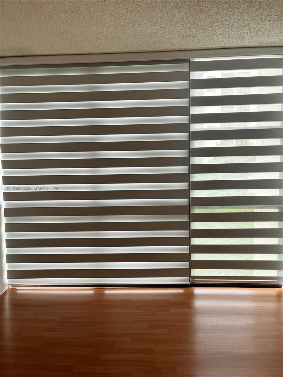 PLAZA OF AMERICAS CONDO P - Residential Lease